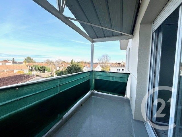 Appartement F2 à louer - 2 pièces - 31.6 m2 - EYSINES - 33 - AQUITAINE - Century 21 A.C.O.