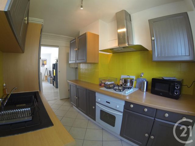 Appartement F1 à louer - 1 pièce - 10.0 m2 - BORDEAUX - 33 - AQUITAINE - Century 21 A.C.O.