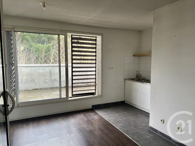 Appartement F3 à louer - 3 pièces - 54.43 m2 - BORDEAUX - 33 - AQUITAINE - Century 21 A.C.O.