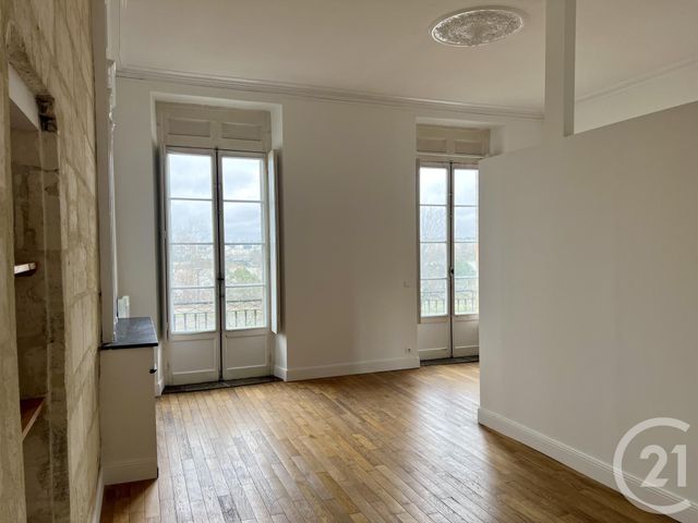 Appartement F1 à louer - 1 pièce - 37.75 m2 - BORDEAUX - 33 - AQUITAINE - Century 21 A.C.O.