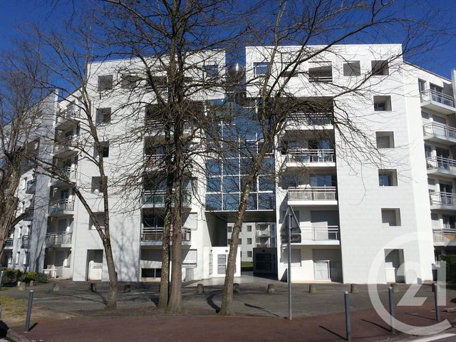 Appartement F4 à louer - 4 pièces - 85.72 m2 - MERIGNAC - 33 - AQUITAINE - Century 21 A.C.O.