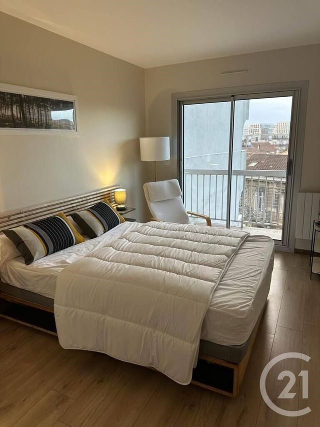Appartement F2 à louer - 2 pièces - 48.16 m2 - BORDEAUX - 33 - AQUITAINE - Century 21 A.C.O.