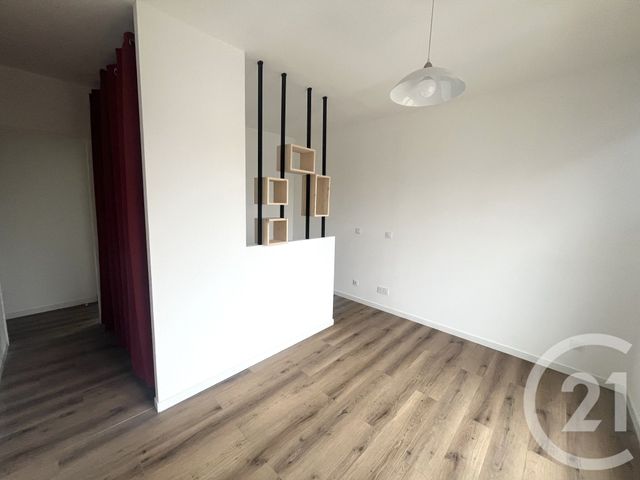 Appartement F1 bis à louer - 2 pièces - 24.53 m2 - MERIGNAC - 33 - AQUITAINE - Century 21 A.C.O.