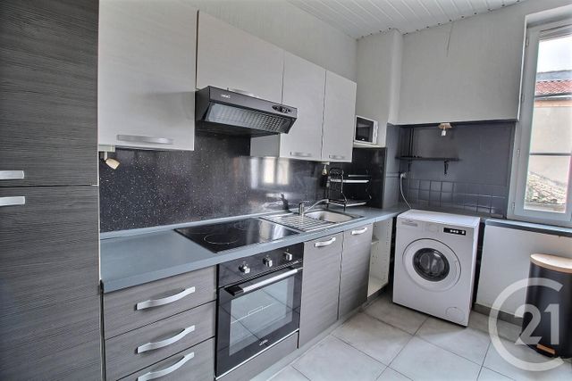 Appartement F2 à louer - 2 pièces - 41.84 m2 - BORDEAUX - 33 - AQUITAINE - Century 21 A.C.O.