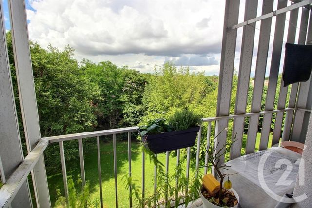 Appartement F3 à louer - 3 pièces - 56.67 m2 - PESSAC - 33 - AQUITAINE - Century 21 A.C.O.