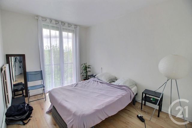 Appartement F3 à louer - 3 pièces - 56.67 m2 - PESSAC - 33 - AQUITAINE - Century 21 A.C.O.