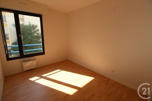 Appartement F4 à louer - 4 pièces - 84.81 m2 - BORDEAUX - 33 - AQUITAINE - Century 21 A.C.O.