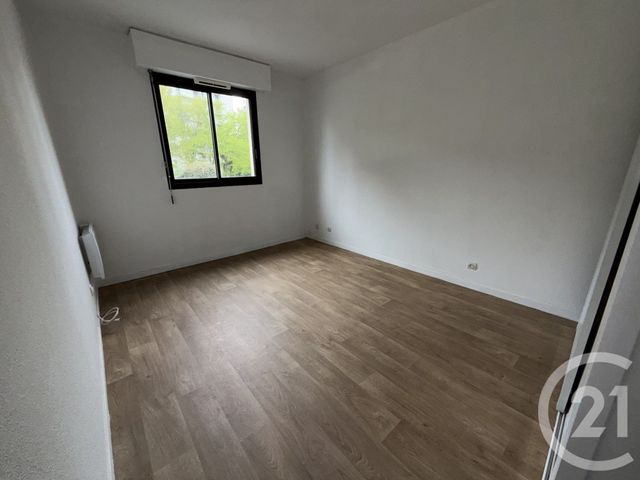 Appartement F3 à louer - 3 pièces - 68.38 m2 - MERIGNAC - 33 - AQUITAINE - Century 21 A.C.O.