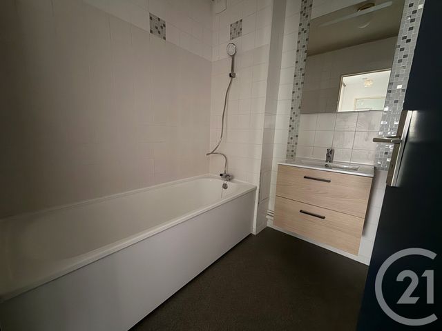 Appartement F3 à louer - 3 pièces - 68.38 m2 - MERIGNAC - 33 - AQUITAINE - Century 21 A.C.O.