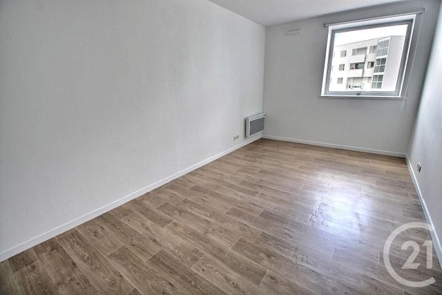 Appartement T2 à louer - 2 pièces - 47.17 m2 - MERIGNAC - 33 - AQUITAINE - Century 21 A.C.O.