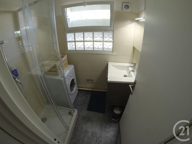 Appartement F1 à louer - 1 pièce - 10.0 m2 - BORDEAUX - 33 - AQUITAINE - Century 21 A.C.O.