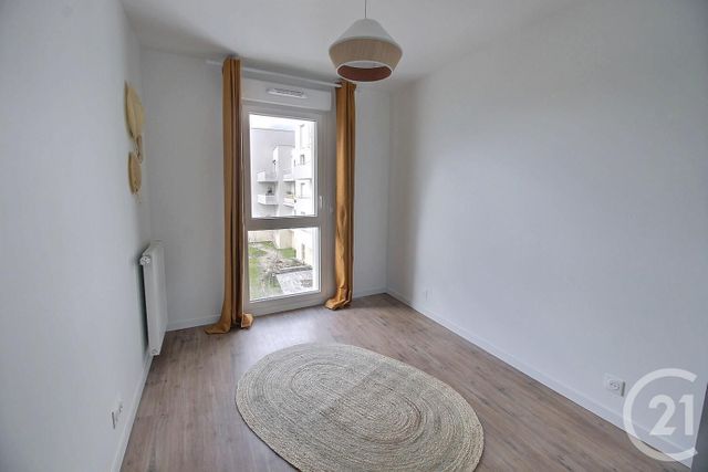 Appartement F4 à louer - 4 pièces - 91.0 m2 - BRUGES - 33 - AQUITAINE - Century 21 A.C.O.