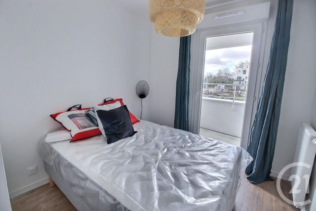 Appartement F4 à louer - 4 pièces - 91.0 m2 - BRUGES - 33 - AQUITAINE - Century 21 A.C.O.