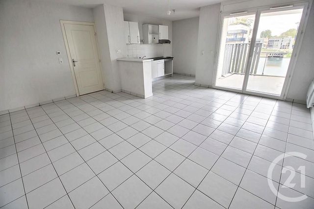 Appartement F3 à louer BRUGES